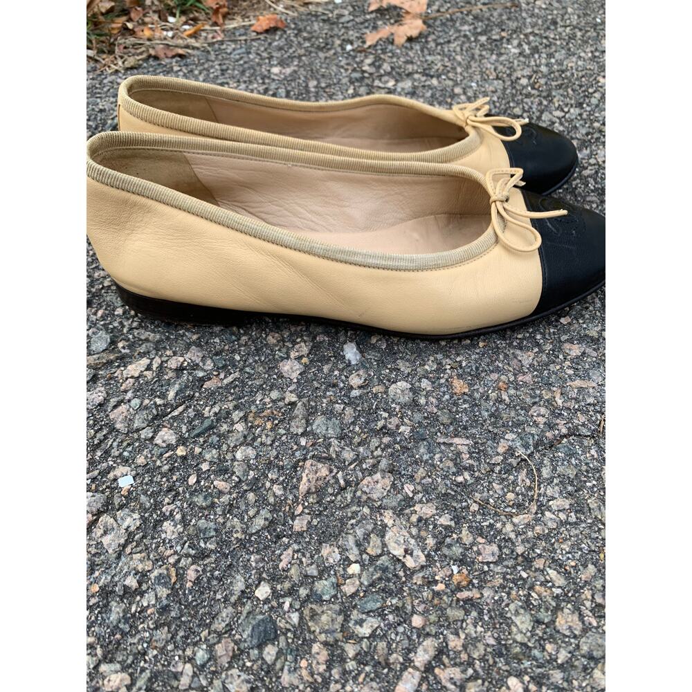 Authentic Chanel Lambskin Leather Ballet Flats Size 36 Two Tone Beige Black Tan - Picture 9 of 15